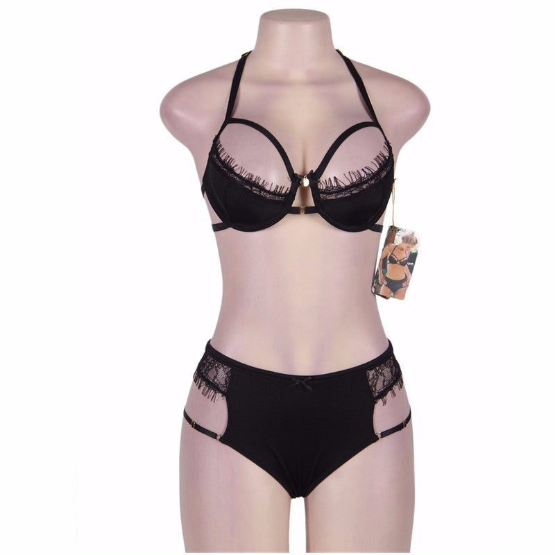 Plus Size Black Lace Bra & Panty Set – Sexy Lenceria for Women