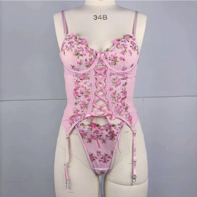 Toucheart Sexy Lingerie Suit – “Broken Flowers” Embroidered Lace-Up Garter Set